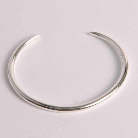 Sterling silver bangle