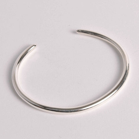 Sterling silver bangle